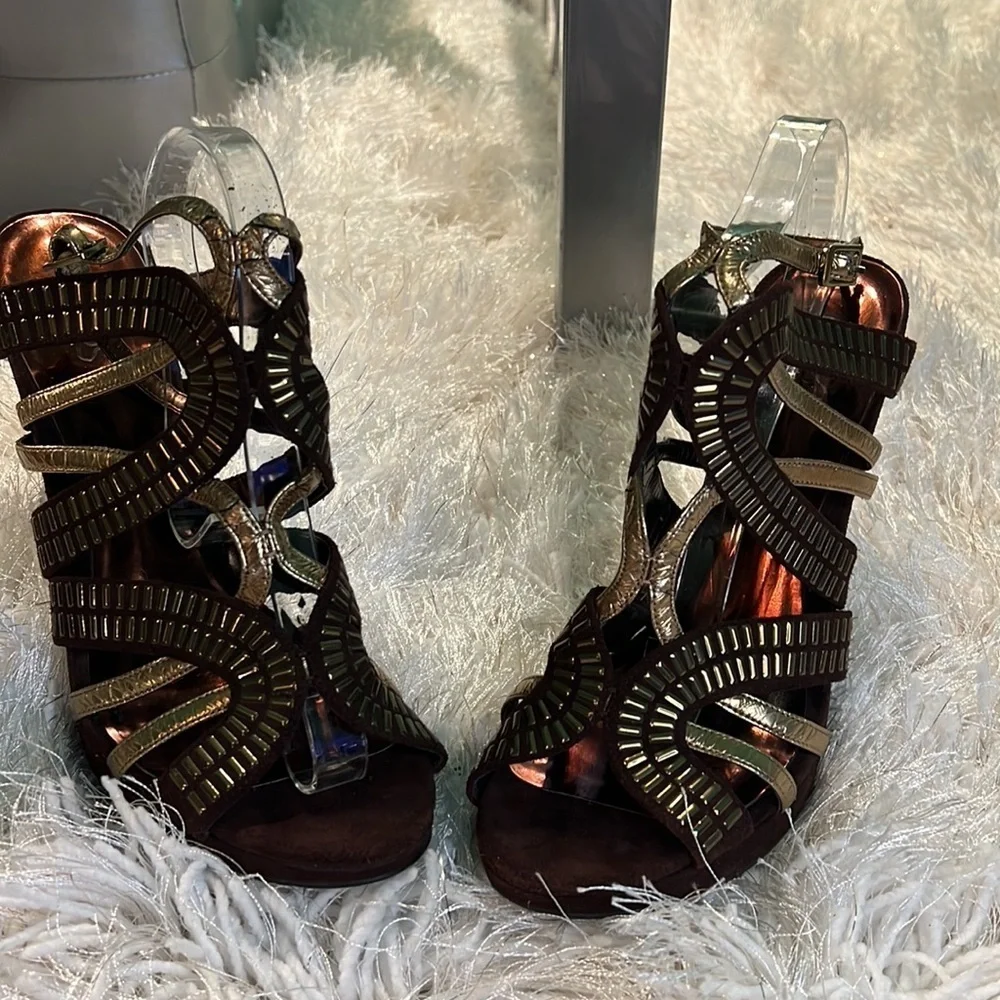 Carlos Santana Zarina Heels